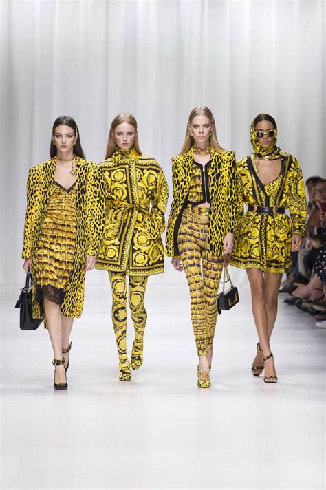 modella profumo versace 2018|versace clothing.